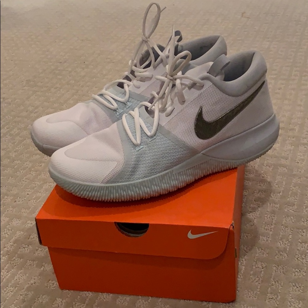 Nike Zoom Assertion